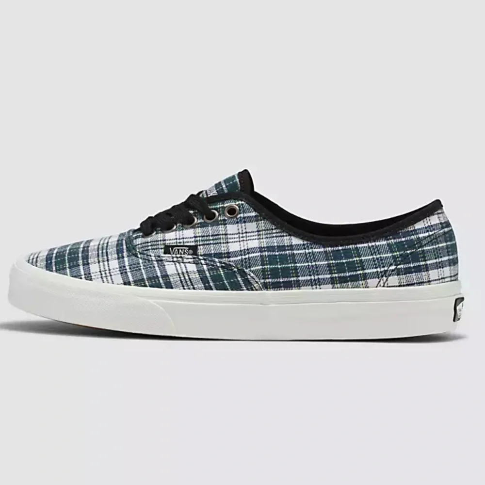 Vans Men’s Authentic
Grunge Plaid Multi
VN0009PVBMB
Sneakers - Picture 4 of 16